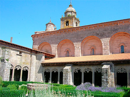 Santa María de Xunqueira de Ambía