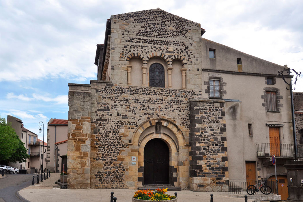 Saint-Pierre de Beaumont